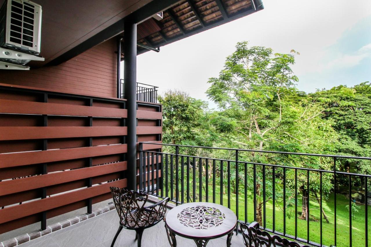 Rain Tree Khao Yai Hotel Pak Chong Exterior foto